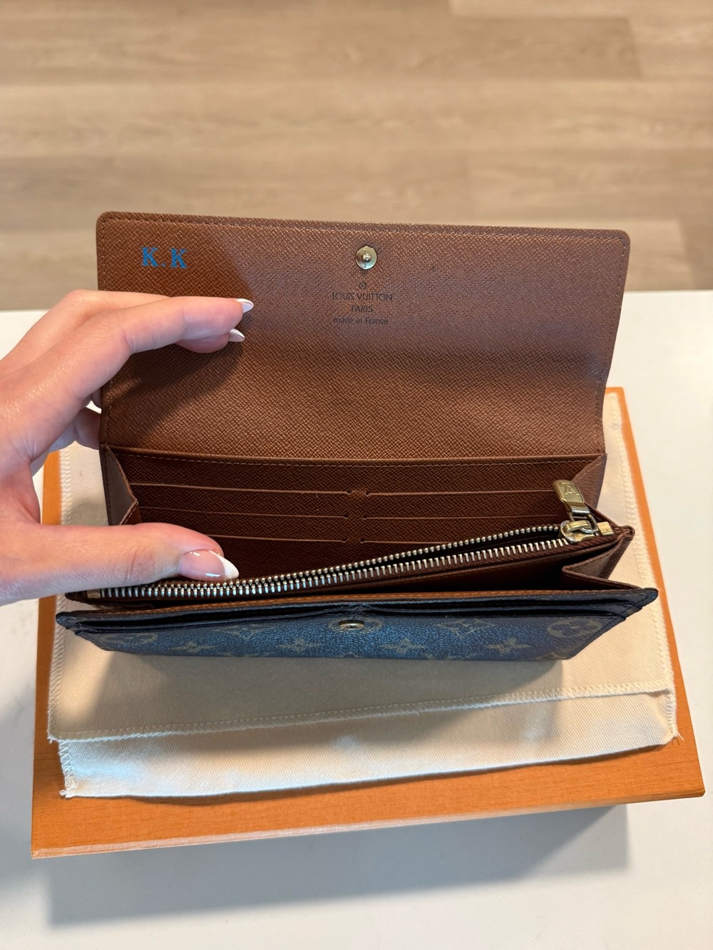 Louis Vuitton Monogram Canvas Trifold Wallet W/Insert & Chain For Crossbody Wear - Picture 6 of 10